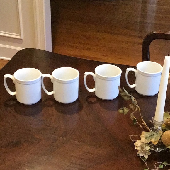 Williams Sonoma Pantry Essentials ceramic coffee mugs set of 4 - Picture 3 of 7